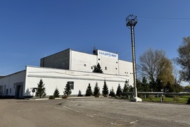 СДАМ СКЛАД 230кв м,полы топпинг