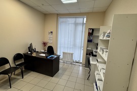 Сдам офис 135 кв.м с парковкой