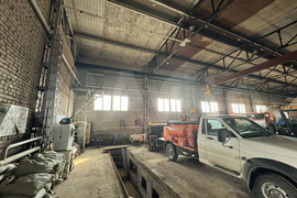 СДАМ СКЛАД/ СЕРВИС 576 КВ.М,