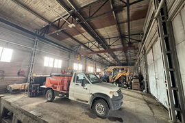 СДАМ СКЛАД/ СЕРВИС 576 КВ.М,