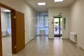 Сдам офис 146 кв.м с парковкой