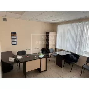 СДАМ ОФИС 21 КВ.М С МЕБЕЛЬЮ