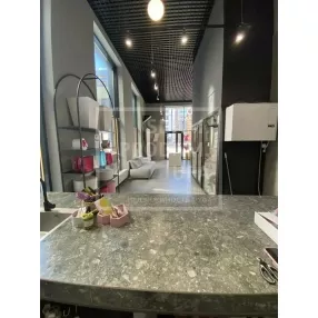 Угловое помещение, витражи, 59 м2 ЖК
